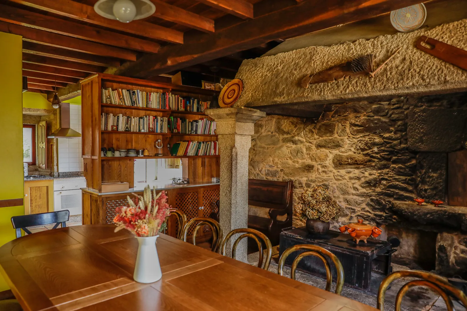 Cociña e comedor